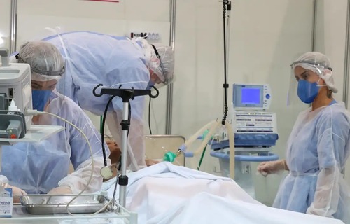 Nova reunião vai buscar acordo entre enfermeiros e patrões Foto: Rovena Rosa/Agência Brasil