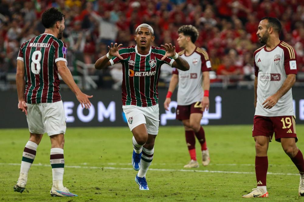 Suárez e Aline Gomes ganham Bola de Ouro do Campeonato Brasileiro