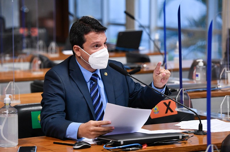 Reguffe, autor do projeto: acesso a tratamentos de câncer é dificultado porque lista de medicamentos só é atualizada pela ANS a cada dois anos - Jefferson Rudy/Agência Senado