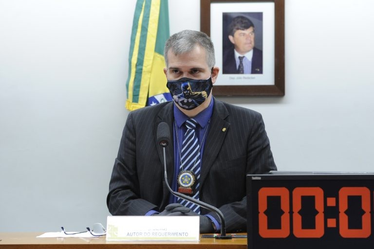 Furtado considerou inviável a isenção total da contribuição previdenciária - (Foto: Cleia Viana/Câmara dos Deputados)