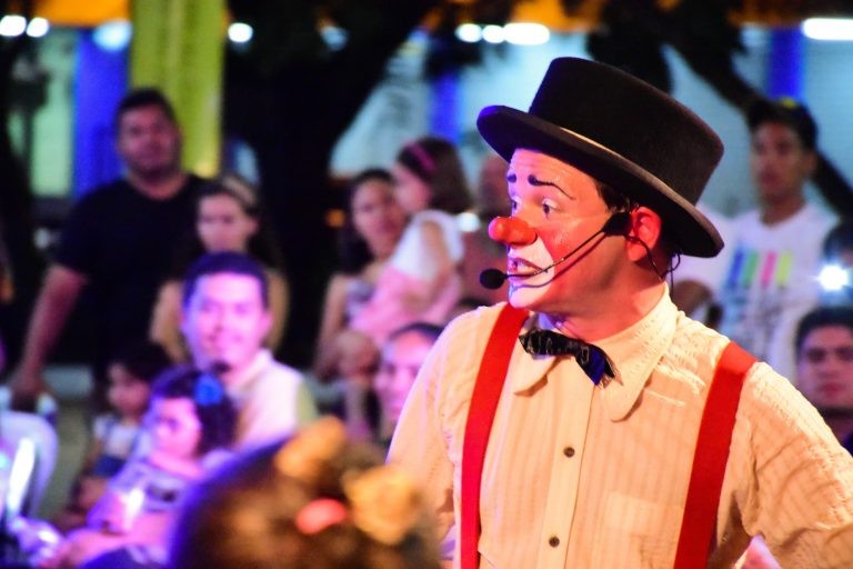 Artistas reclamam da falta de amparo governamental na pandemia - (Foto: Daniel Sena)