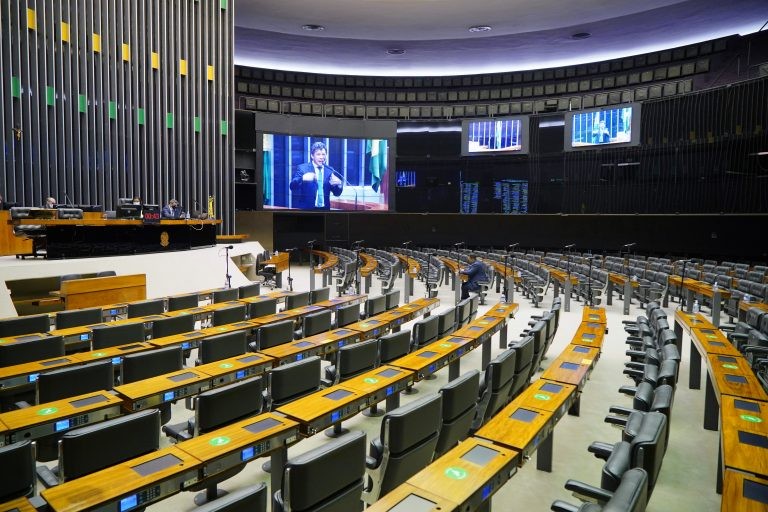 Sessão do Plenário está marcada para as 15 horas - (Foto: Pablo Valadares/Câmara dos Deputados)