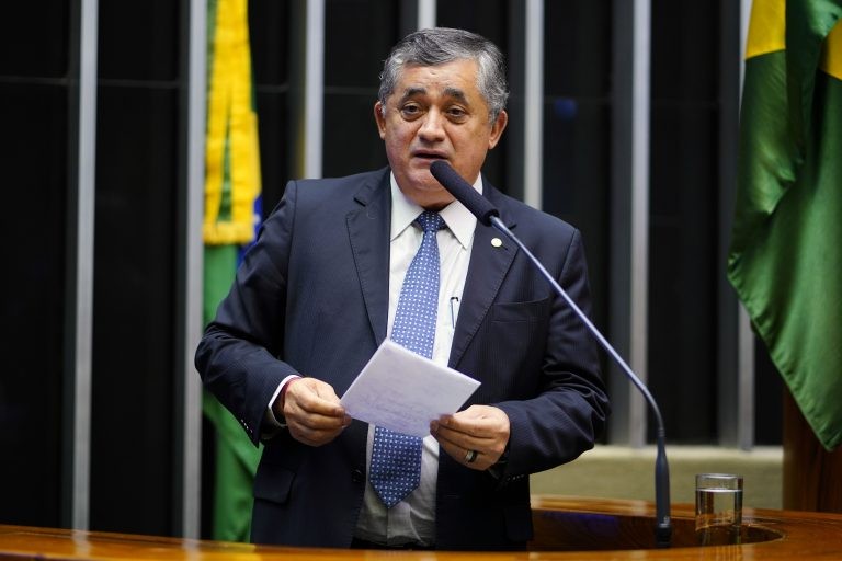 Guimarães pretende atacar a chamada 