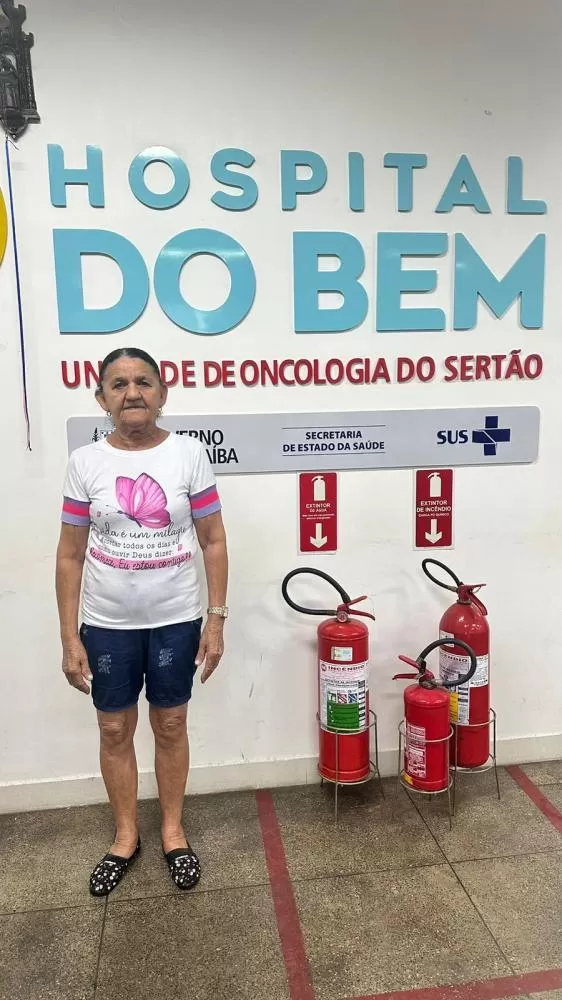 A paciente Arlinda Pereira venceu o câncer após tratamento no Hospital do Bem
