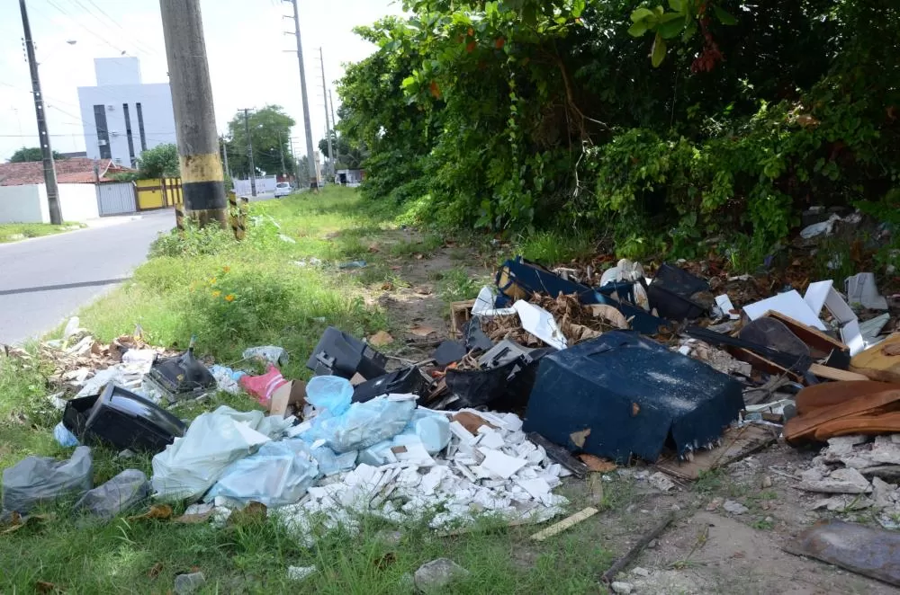 Índice de fornecimento de água e esgoto ficou quase estacionado entre 2018 e 2022 (Foto: Divulgação/Secom-JP/Ilustração)