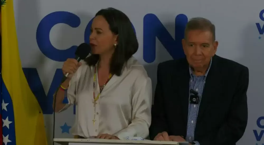 María Corina Machado e Edmundo González em pronunciamento após Nicolás Maduro ser proclamado presidente da Venezuela Reuters