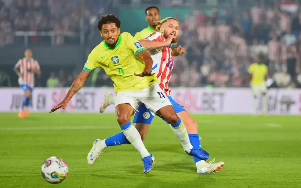 Brasil voltou a perder para o Paraguai após 16 anos (Foto: AFP)
