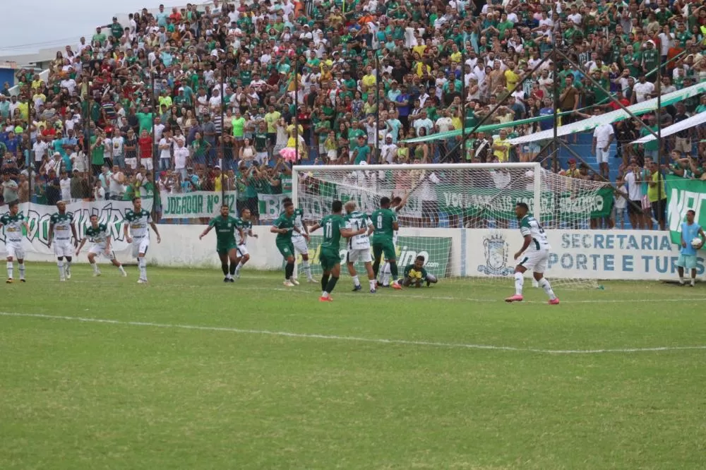 Recentemente, o clássico sertanejo que mais agita o futebol paraibano acontece entre Nacional de Patos e Sousa (Foto: Éder Souza / Nacional de Patos)
