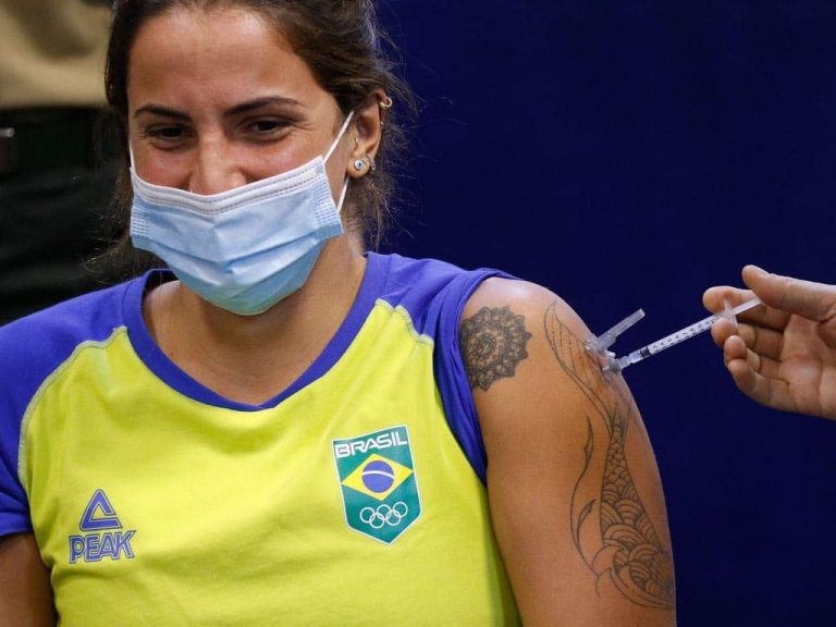 Vacinação da delegação é fruto de parceria entre COB, COI e governo federal - (Foto: Fernando Frazão/Agencia Brasil)