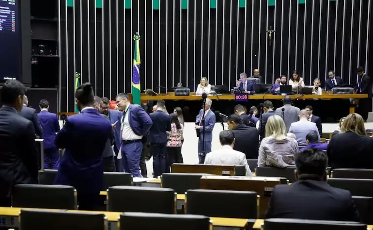 A PEC poderia mexer em dinâmicas trabalhistas Mário Agra/Câmara dos Deputados - 13/11/2024