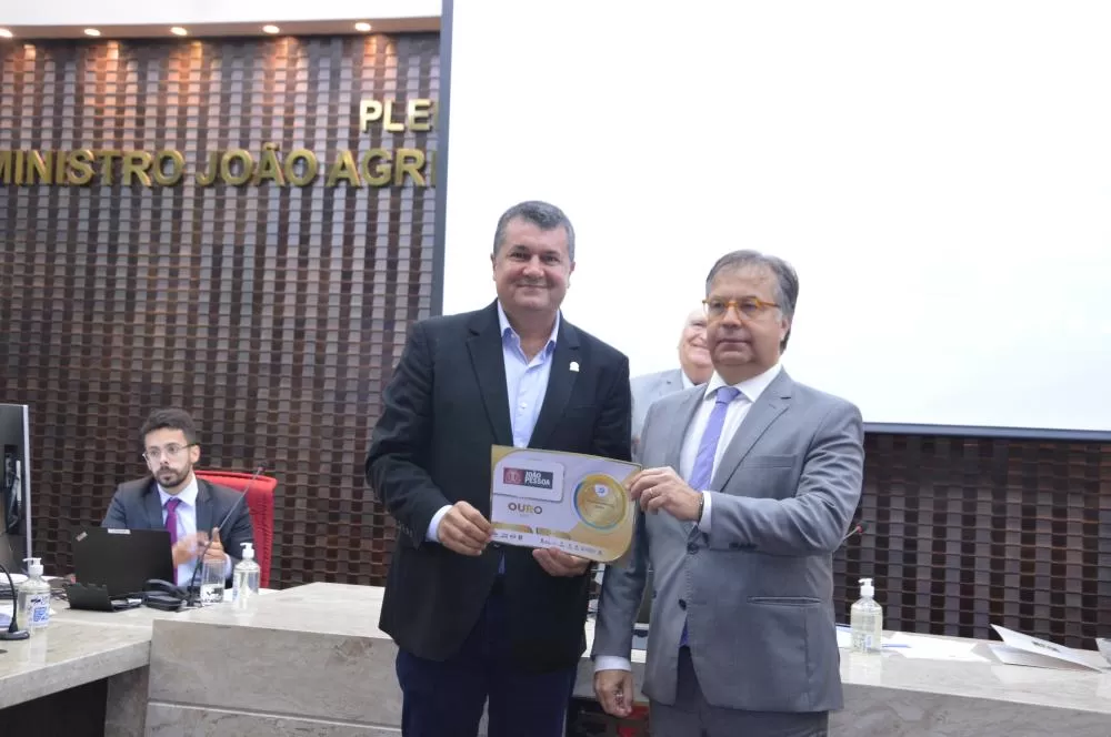 TCE-PB premia prefeituras, Câmaras e Defensoria Pública do Estado com selos de Transparência Pública 