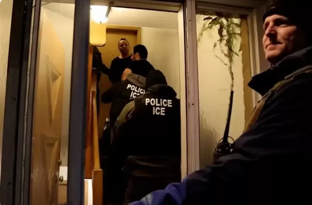 Operação detém imigrantes em Chicago, em 26 de janeiro. — Foto: Serviço de Imigração e Controle de Alfândega dos EUA via Reuters