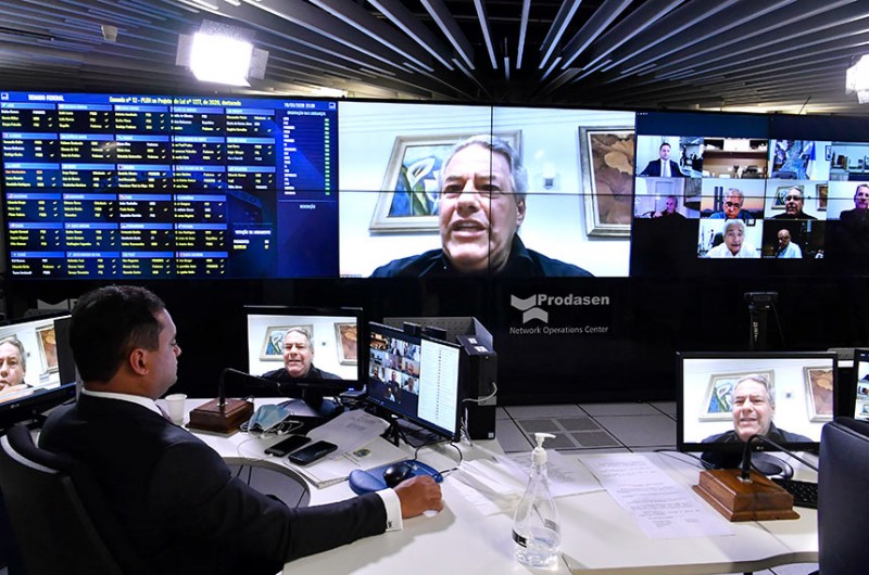 O senador Luiz do Carmo é o autor dessa proposta, que altera artigo da Lei Maria da Penha - Waldemir Barreto/Agência Senado