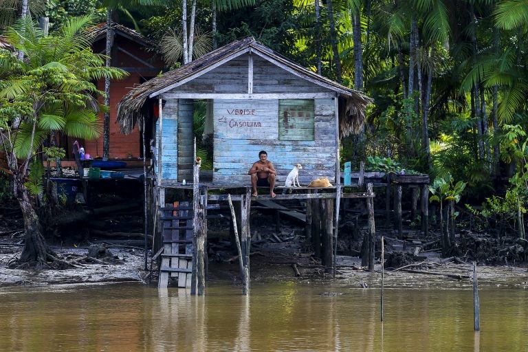 Afuá, em Marajó, está entre os municípios brasileiros com pior IDH - (Foto: Marcelo Camargo/Agência Brasil)