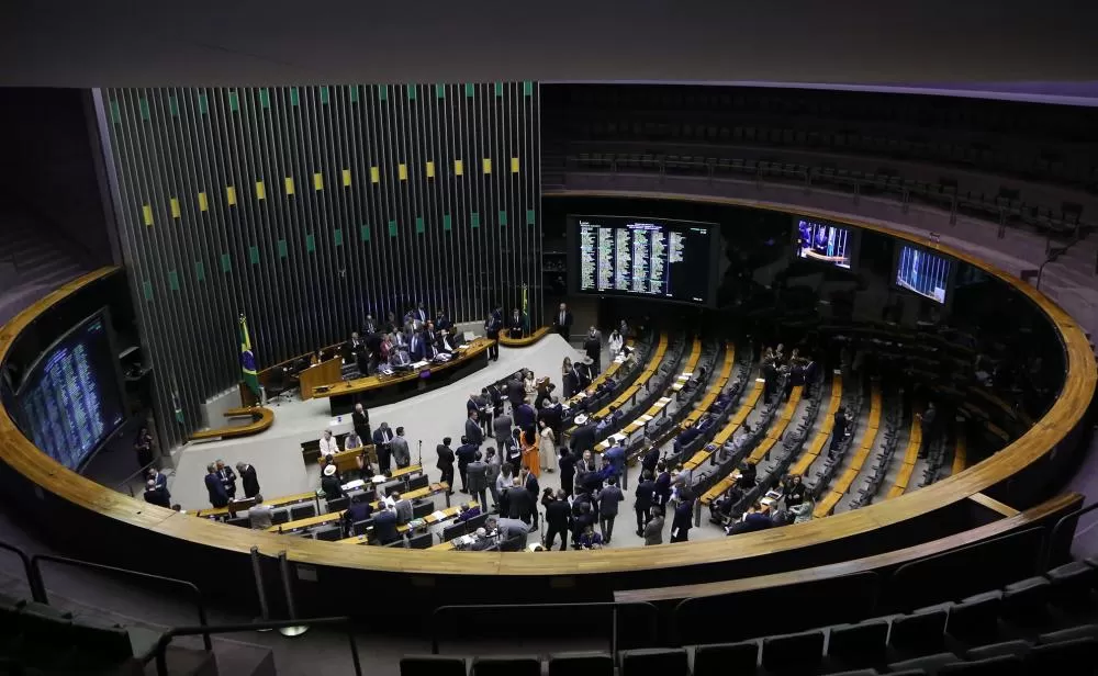 Plenário durante sessão deliberativa Fonte: Agência Câmara de Notícias