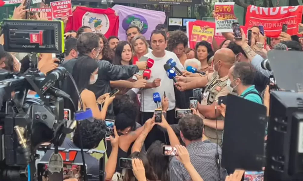 © Assessoria Glauber Braga/Divulgação
