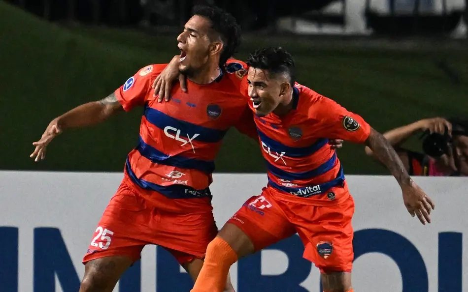 Vasco vê Lanús disparar na liderança do Grupo G da Sul-Americana (Foto: Juan Barreto/AFP