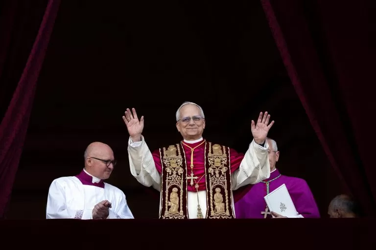 Novo papa, Leão XIV faz sua primeira aparição pública Fonte: Agência Câmara de Notícias