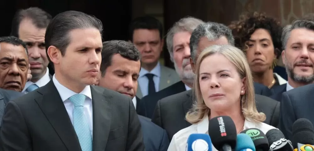 Hugo Motta e Gleisi Hoffmann (Foto: Gil Ferreira/SRI)