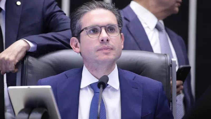 O presidente da Câmara, Hugo Motta (Republicanos-PB), assinou o ato de criação do programa.Bruno Spada/Câmara dos Deputados