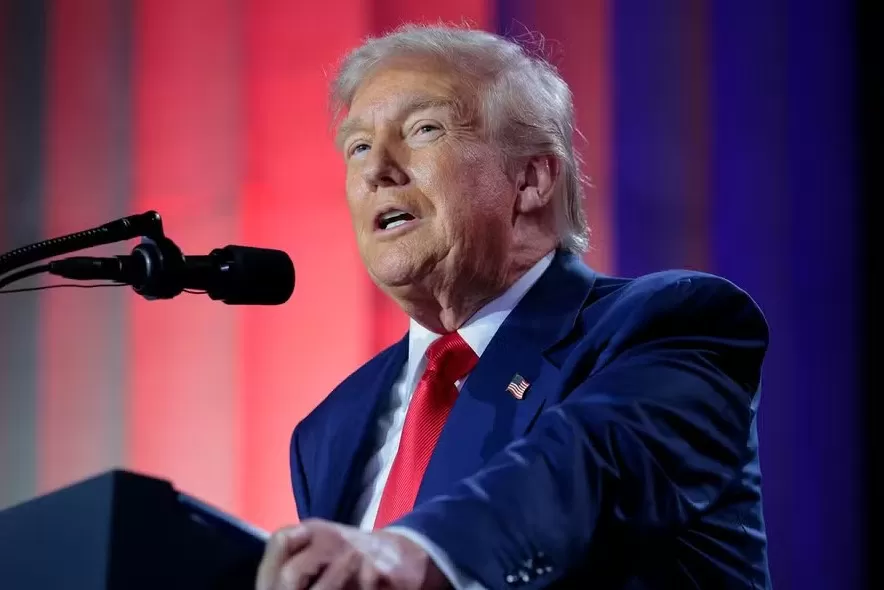 O presidente dos EUA, Donald Trump, discursa durante uma cúpula sobre IA em Washington — Foto: Chip Somodevilla/Getty Images via Bloomberg