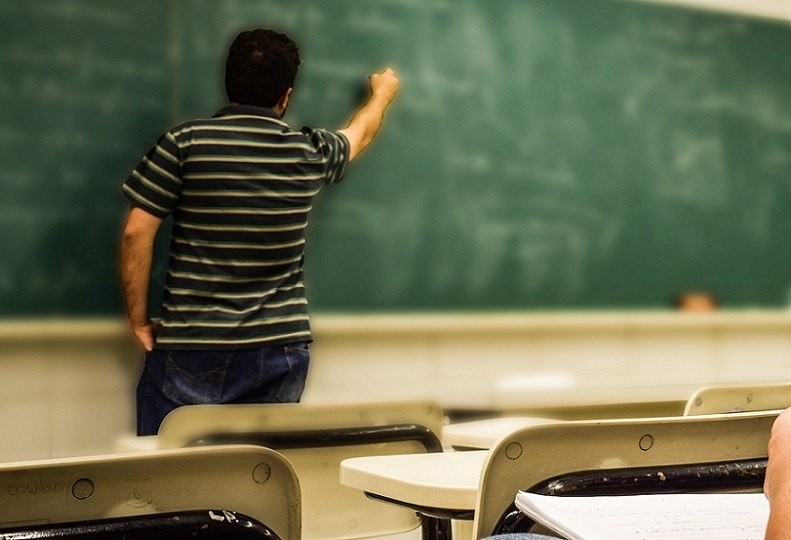 Estudantes da rede pública de Guarulhos retomam as atividades presenciais nesta terça - (Foto: Divulgação/Pixabay)