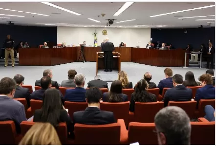 Primeiro dia de julgamento teve leitura de relatório e PGR pela manhã e parte das defesas à tarde Antonio Augusto