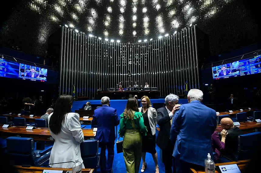 Senadores durante a sessão plenária desta quarta-feira Fonte: Agência Senado