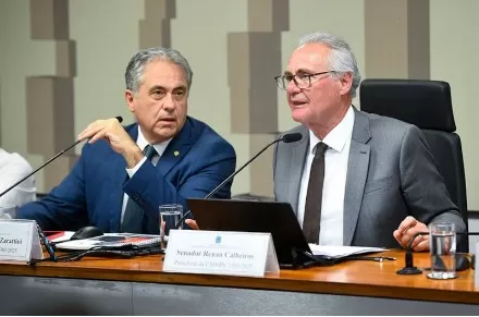 Deputado Zarattini (E) levará MP 1303 à votação na comissão mista, comandada por Calheiros