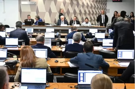 A proposta de Dosimetria foi aprovada pela CCJ do Senado e deve ir ao plenário ainda hoje Saulo Cruz/Agência Senado - 17.12.2025