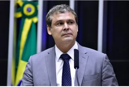 Lindbergh Farias afirma que vai mobilizar a sociedade com campanha contra a matéria Zeca Ribeiro/Agência Câmara - Arquivo