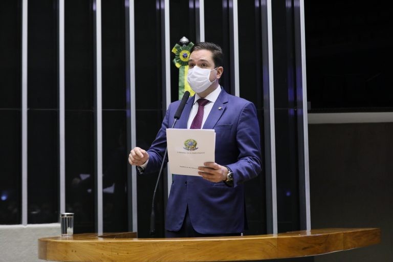 Bismarck: esses celulares passarão a cumprir uma importante função social - (Foto: Michel Jesus/Câmara dos Deputados)