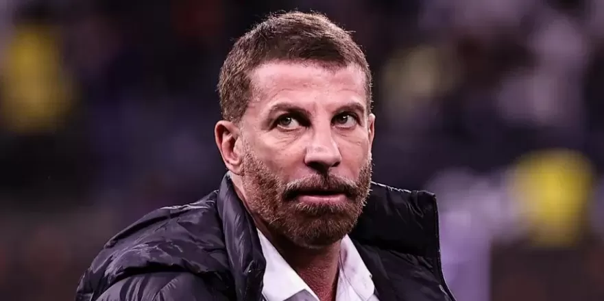 Pedrinho foi criticado após queda do Vasco no Carioca (Foto: Fabio Giannelli/Agif/Gazeta Press)