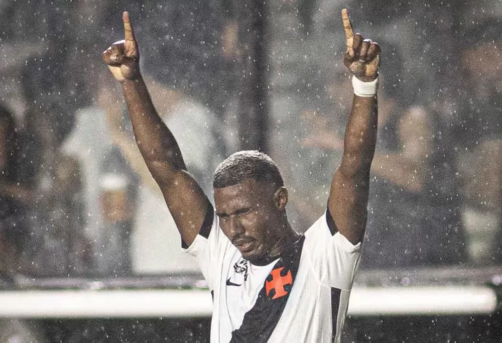 Cuiabano comemora o gol da vitória do Gigante da Colina - Foto: Matheus Lima/Vasco