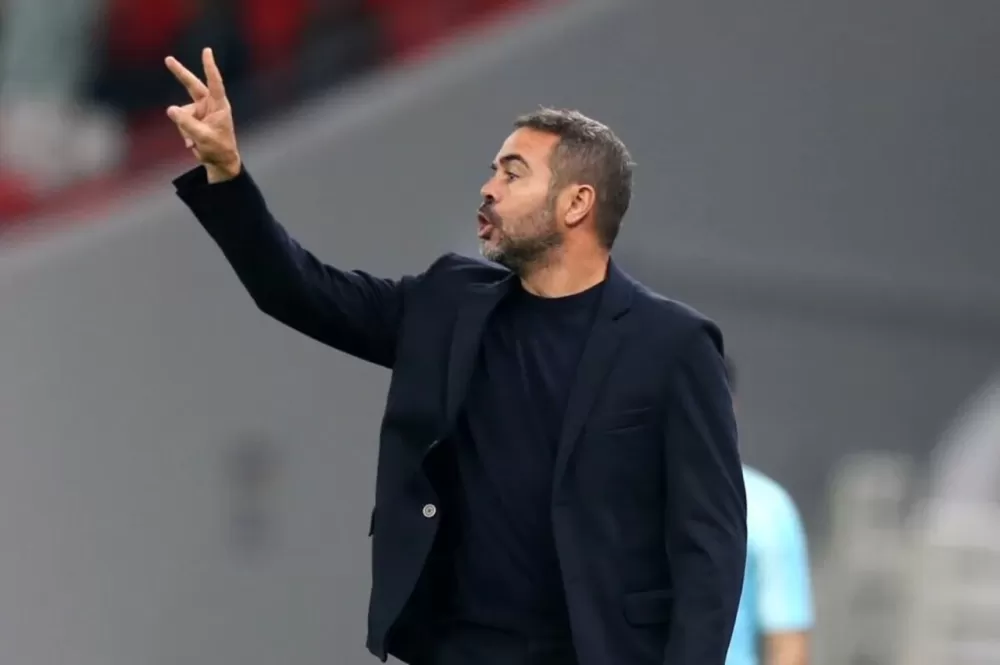 Cruzeiro anuncia a contratação de Artur Jorge até o final de 2027