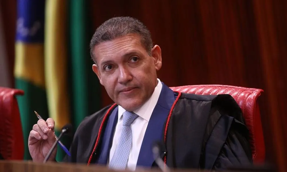 Com a posse, a nova composição de ministros será formada por Nunes Marques, André Mendonça, Cármen Lúcia, Antonio Carlos Ferreira (STJ), Ricardo Villas Boas Cueva (STJ), Floriano Azevedo Marques (jurista) e Estela Aranha (jurista) - Foto: Luiz Roberto/TSE