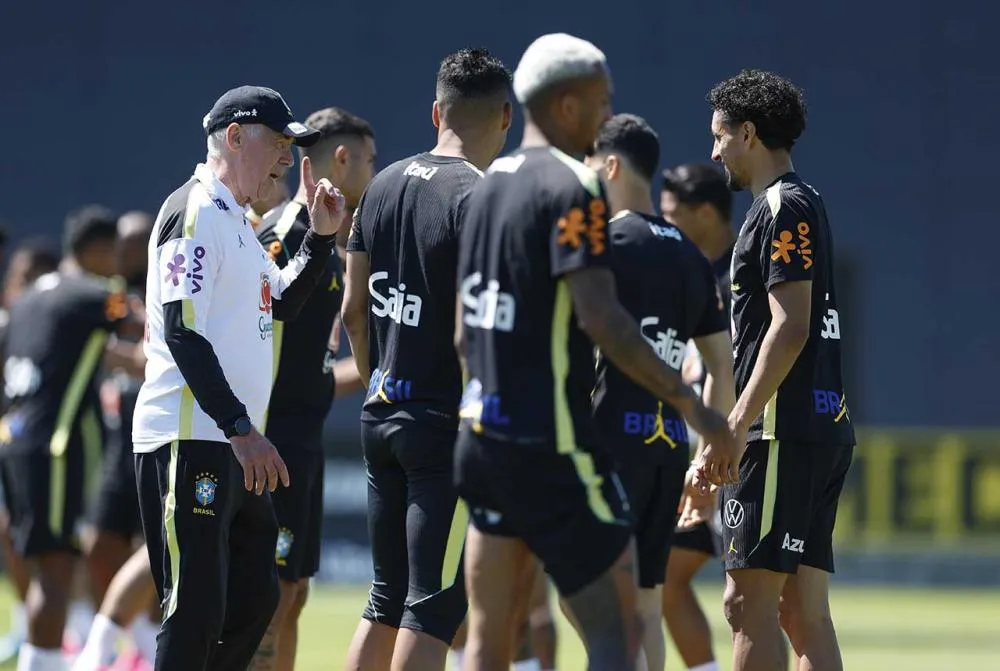 Ancelotti faz novos testes e mantém mistério no time do Brasil - Foto: Rafael Ribeiro/CBF