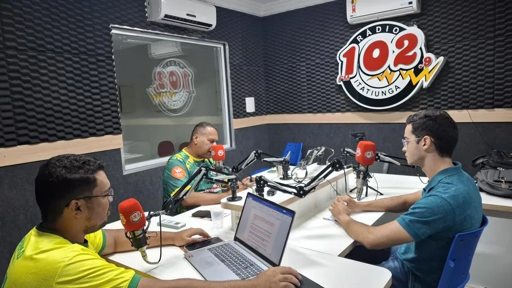 Phablo Rhuan, Paulo Costa e o fisioterapeuta João Victor debatem sobre os impactos das lesões musculares em atletas de alto rendimento na Copa do Mundo.