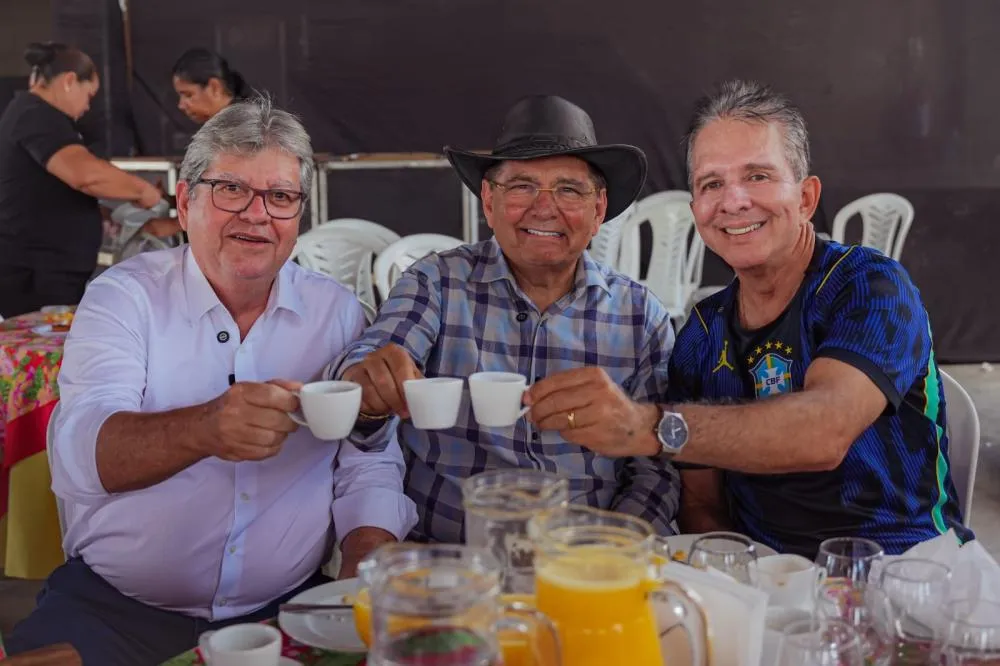 Em Campina Grande, Nabor reforça unidade da base governista e destaca apoio de mais de 170 prefeitos à pré-candidatura ao Senado
