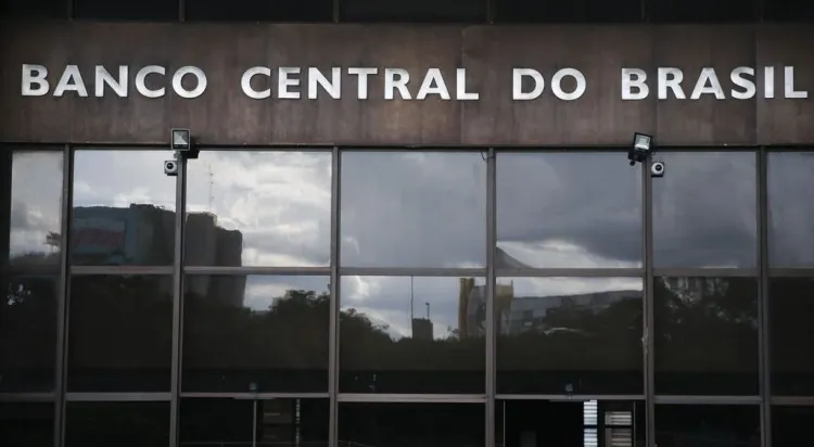Banco Central havia indicado que planejava continuar o ciclo de “calibração” dos juros - Foto: Marcello Casal Jr/Agência Brasil