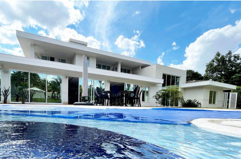 De acordo com a proposta, seriam tributados os patrimônios acima de R$ 4,67 milhões - Reprodução