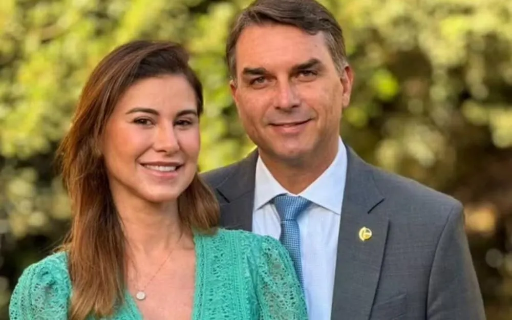 Flávio Bolsonaro e sua esposa, Fernanda Bolsonaro - Foto: Reprodução / Redes sociais