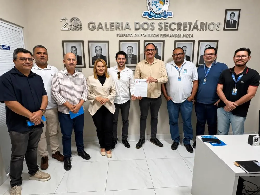 O Secretário Marcos Honário, juntamente com a equipe de auditores municipais, esteve reunido com representantes da Asconpre