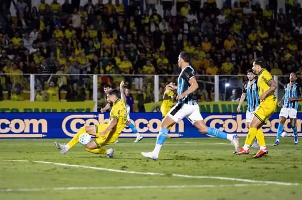 Grêmio não conseguiu a reação na segunda – Foto: JP Pinheiro/Agência Mirassol