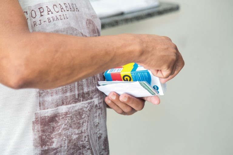 No ano passado, o governo suspendeu por 60 dias o reajuste dos medicamentos - (Foto: Igor Sobral/Prefeitura de Pelotas-RS)