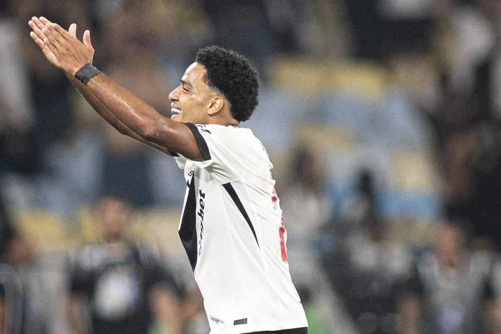 Brenner comemora intensamente o gol do Vasco sobre o Fluminense, no primeiro tempo - Foto: Matheus Lima / Vasco da Gama