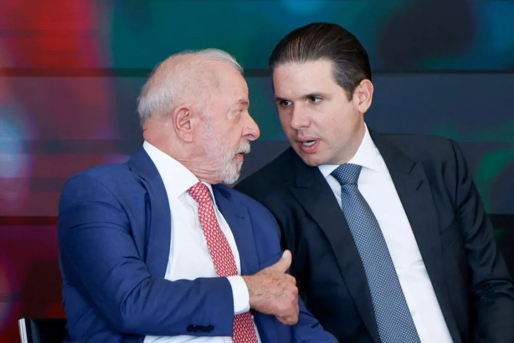 Lula já decidiu que, caso reeleito, apoiará a reeleição de Hugo Motta para o comando da Câmara, - Foto: Sergio Lima/AFP