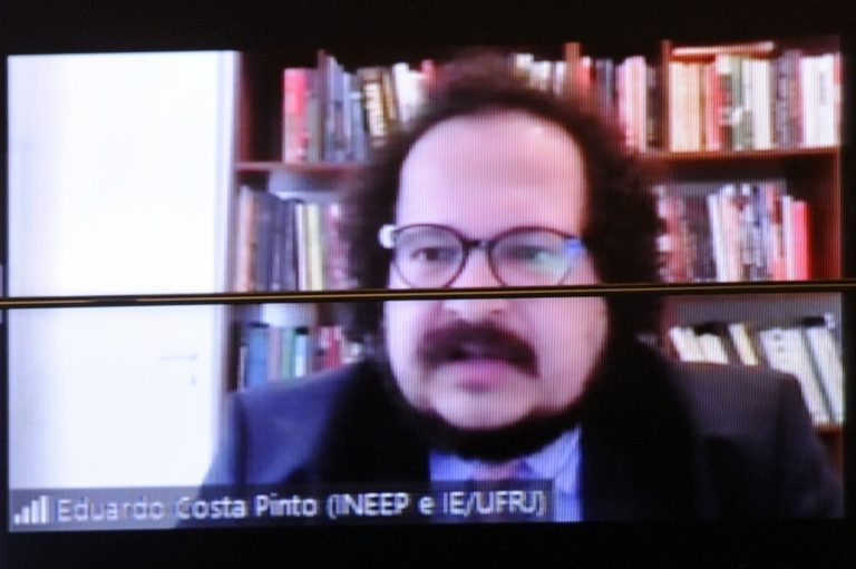 Eduardo Costa Pinto alerta para o risco de apagão de combustíveis - (Foto: Gustavo Sales/Câmara dos Deputados)