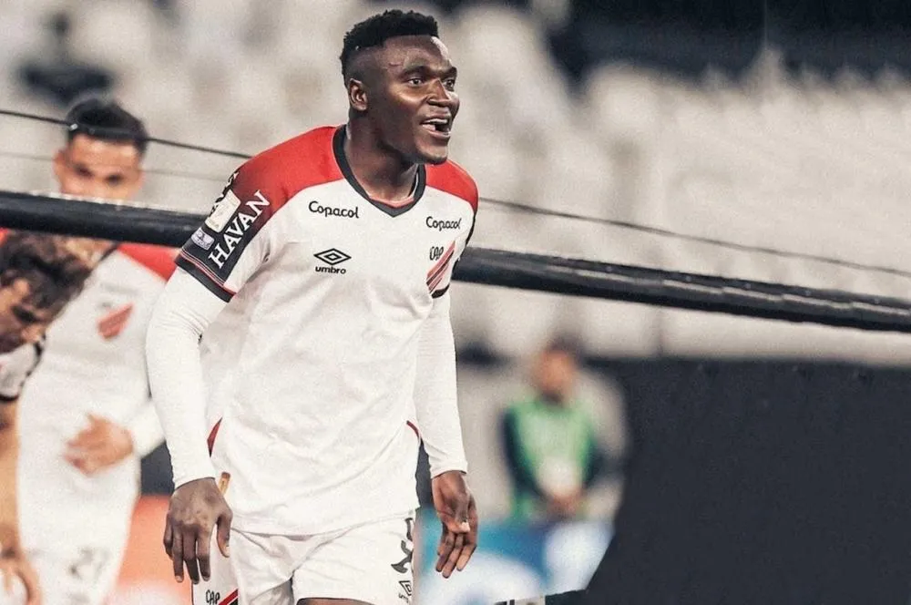 Athletico venceu o Botafogo por 3 a 2 no Nilton Santos - Foto: Divulgação/Athletico Paranaense