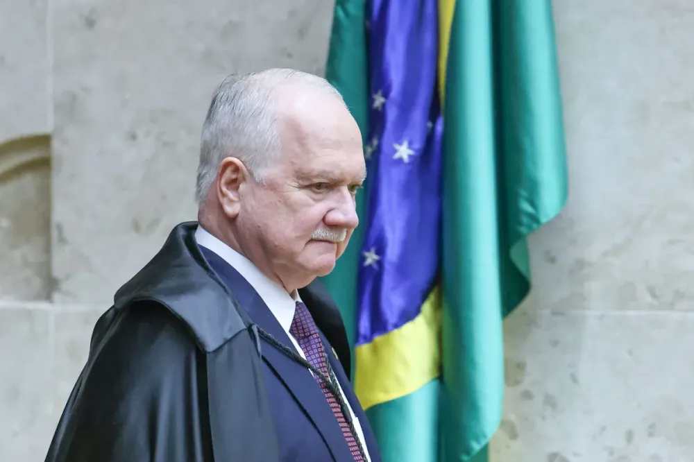 Ministro Edson Fachin em sessão plenária do STF • Antonio Augusto/STF